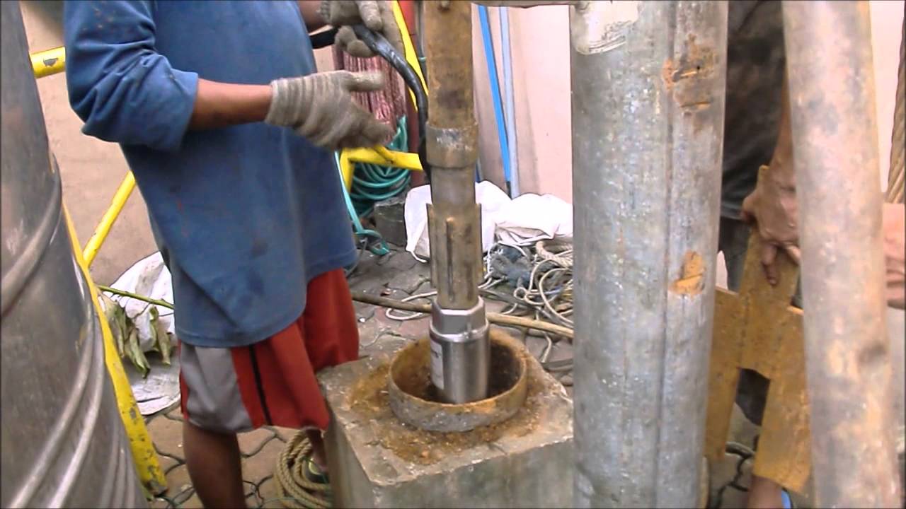 Borewell contractor